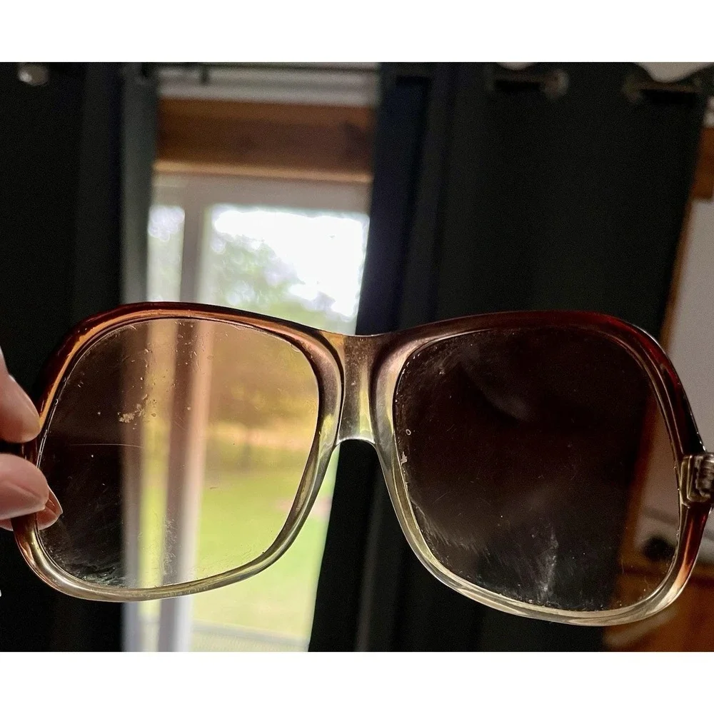 70s Oversized Sunglasses Gradient Brown Translucent Plastic Square Frame Taiwan